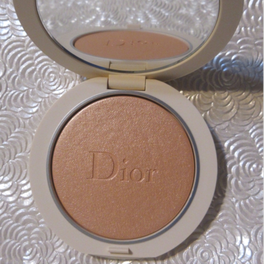 Dior Forever Couture Luminizer - 04 Golden Glow - Picture 2 of 8